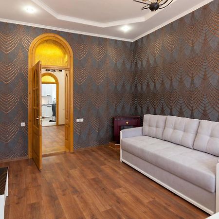 Leogrand Apartments Panteleimona Kulisha 27 Lviv Eksteriør bilde