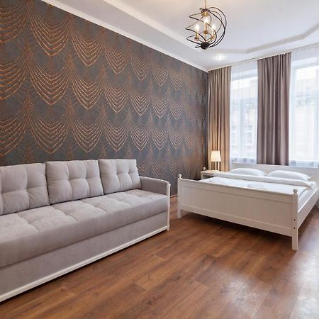 Leogrand Apartments Panteleimona Kulisha 27 Lviv Eksteriør bilde